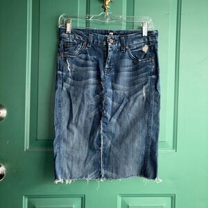 7 For All Mankind size 2 size 26 Straight Pencil Skirt great condition
